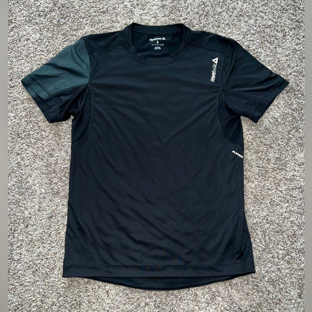 Reebok Playice Mens Training Shirt Size Small